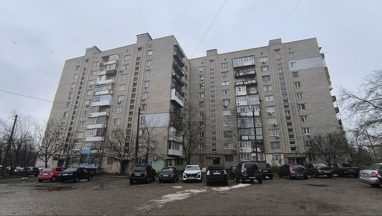 «СТИЛЛ» ведёт капремонт лифтов во всех подъездах краснодонской десятиэтажки