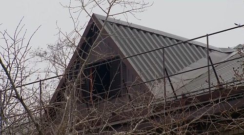 Кровля на Коцюбинского, 6А в Молодогвардейске полностью обновлена тюменскими строителями