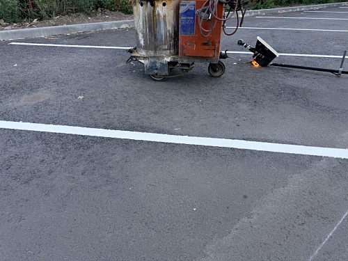 В Молодогвардейске на улице Коцюбинского нанесена горизонтальная дорожная разметка