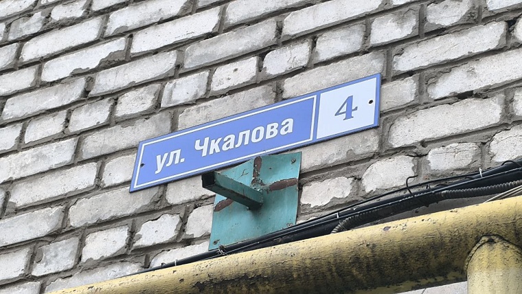 «СТИЛЛ» ведёт капремонт лифтов во всех подъездах краснодонской десятиэтажки